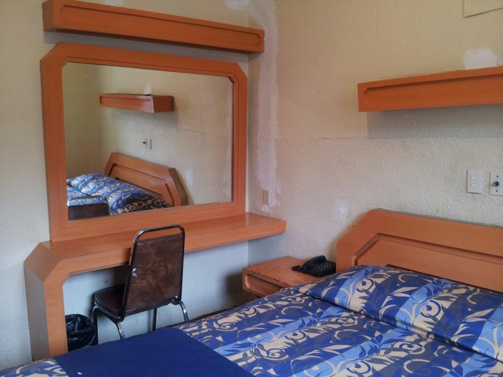 Hotel Florida Mexiko-Stadt Zimmer foto