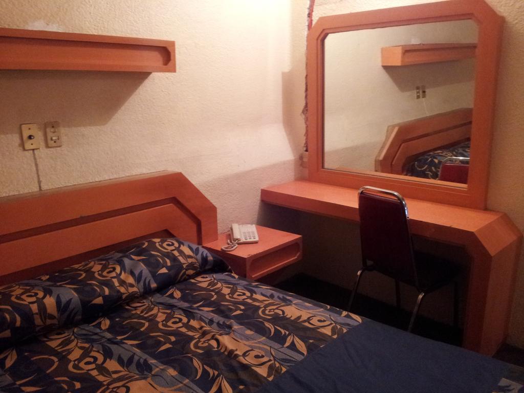 Hotel Florida Mexiko-Stadt Zimmer foto